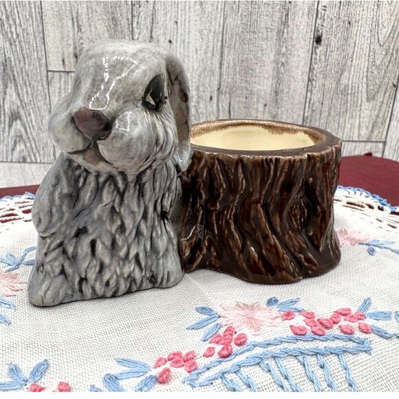 Darling Vintage Ceramic Rabbit and Tree Stump Candle Holder - Picture 1 of 6